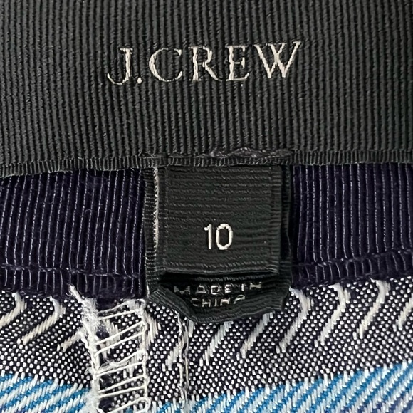 J.‎ CREW Shorts Women Sz 10 Blue White Zig Zag Stripe # 09314 Cotton Blend 34x3” - Picture 4 of 12